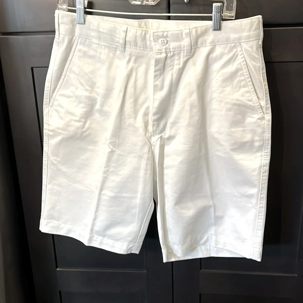 Cremieux White Cotton Men’s Shorts. Great for Golf. Sz. 32 like new - Picture 6 of 9